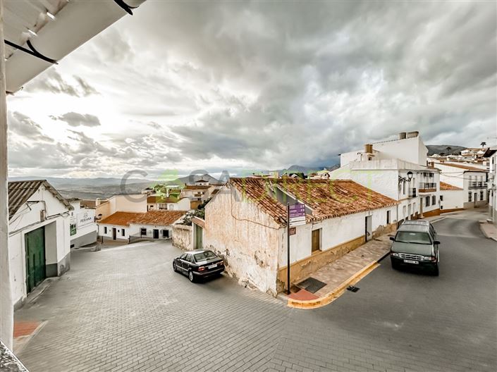 Image No.16-4 Bed Country House for sale