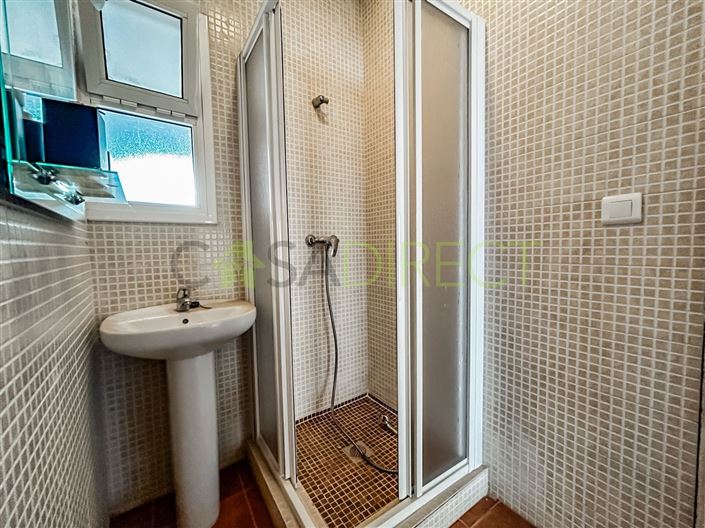 Image No.20-4 Bed Country House for sale