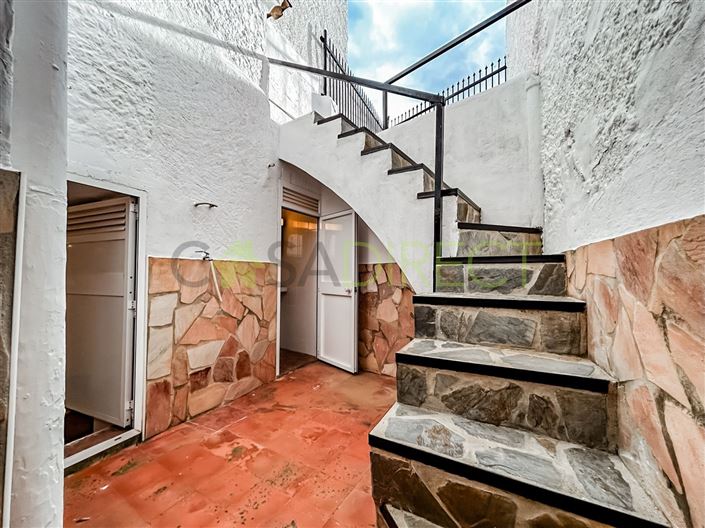 Image No.8-4 Bed Country House for sale