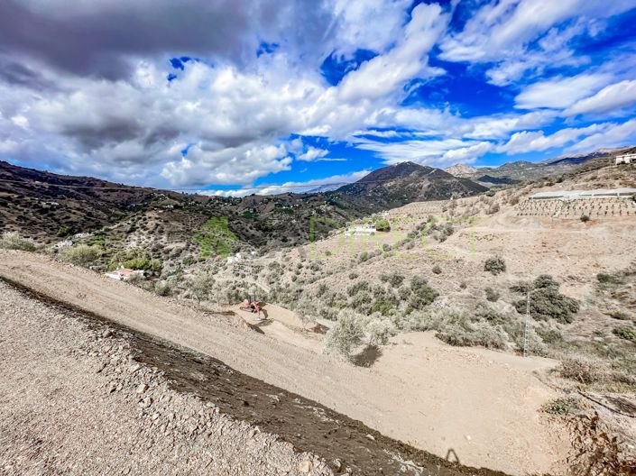 Image No.8-1 Bed Country House for sale