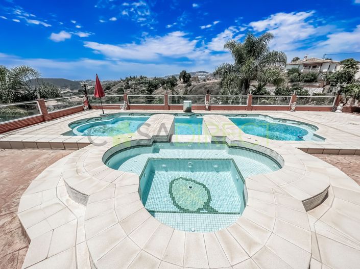 Image No.3-Villa de 6 chambres à vendre à La Cala De Mijas