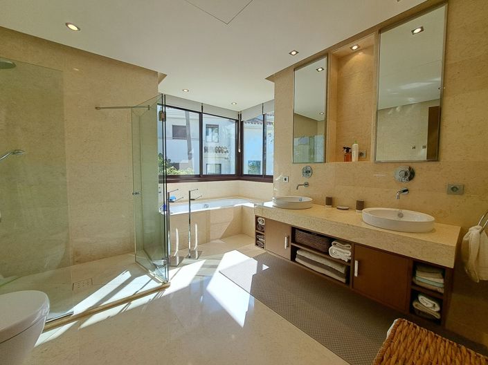 Image No.39-Appartement de 2 chambres à vendre à Benahavis