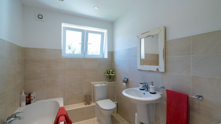 Image No.22-Villa de 6 chambres à vendre à Iznájar