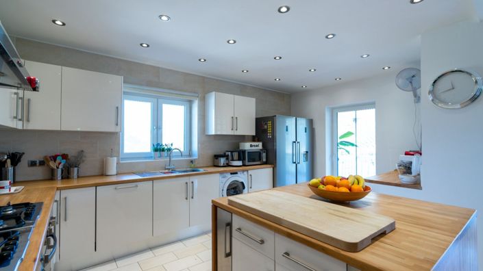 Image No.40-Villa de 6 chambres à vendre à Iznájar