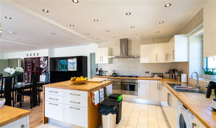 Image No.41-Villa de 6 chambres à vendre à Iznájar