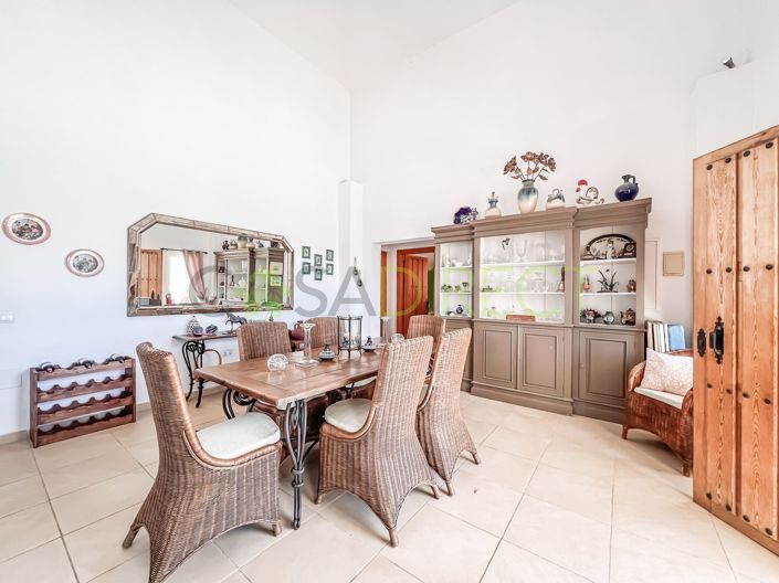 Image No.20-4 Bed Villa for sale