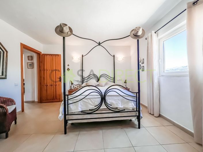 Image No.39-4 Bed Villa for sale