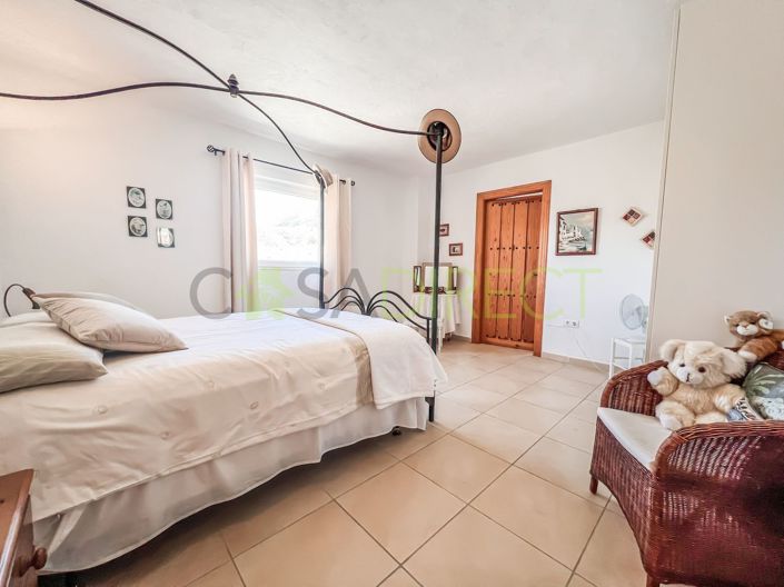 Image No.40-4 Bed Villa for sale