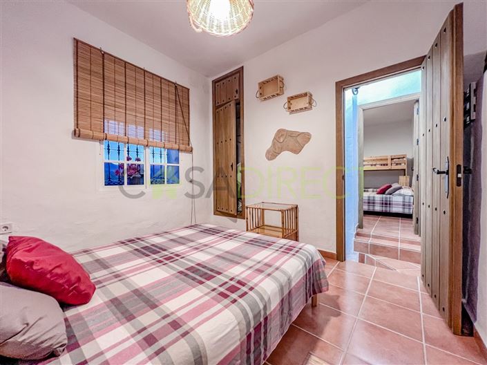 Image No.13-2 Bed Country House for sale