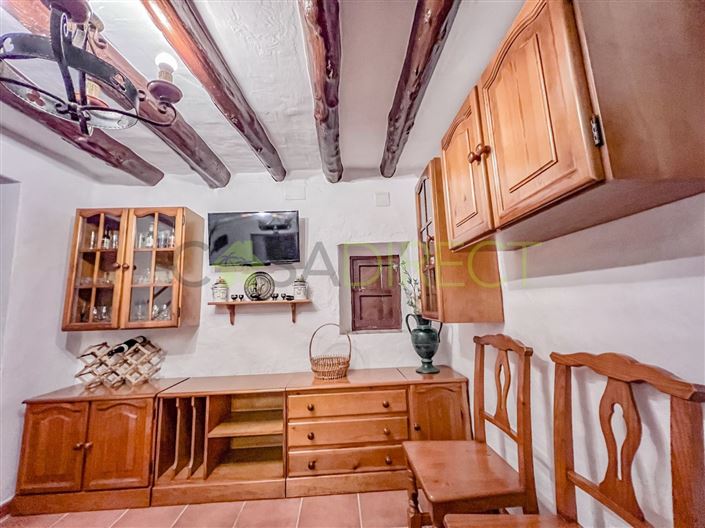 Image No.21-2 Bed Country House for sale