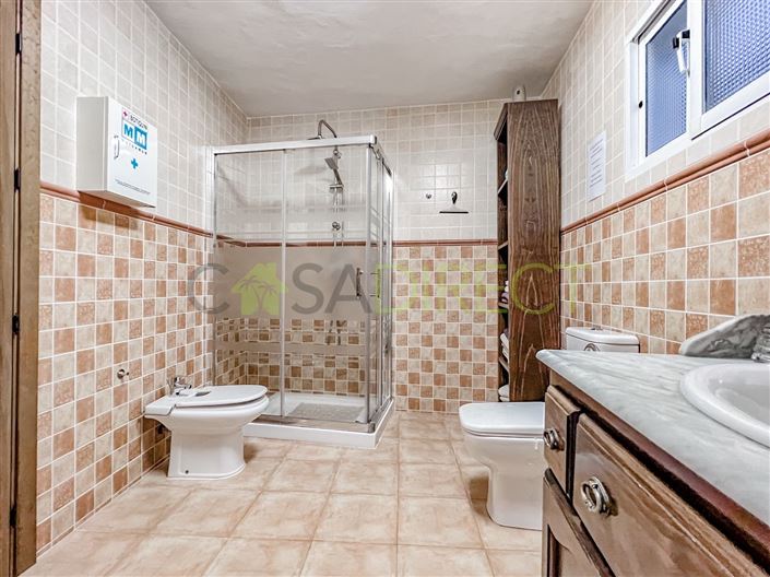 Image No.25-2 Bed Country House for sale