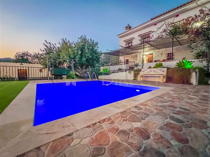 Image No.3-2 Bed Country House for sale