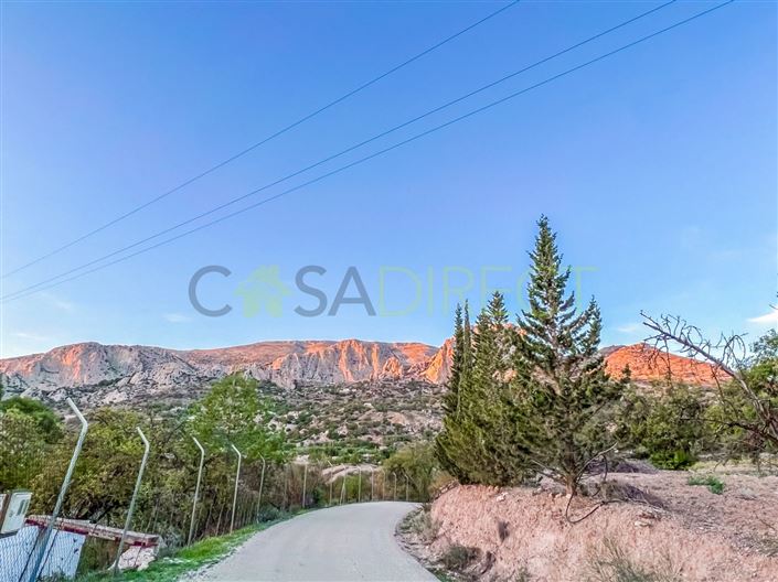 Image No.38-2 Bed Country House for sale