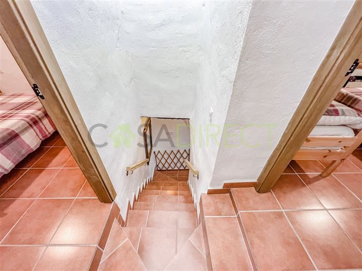 Image No.8-2 Bed Country House for sale