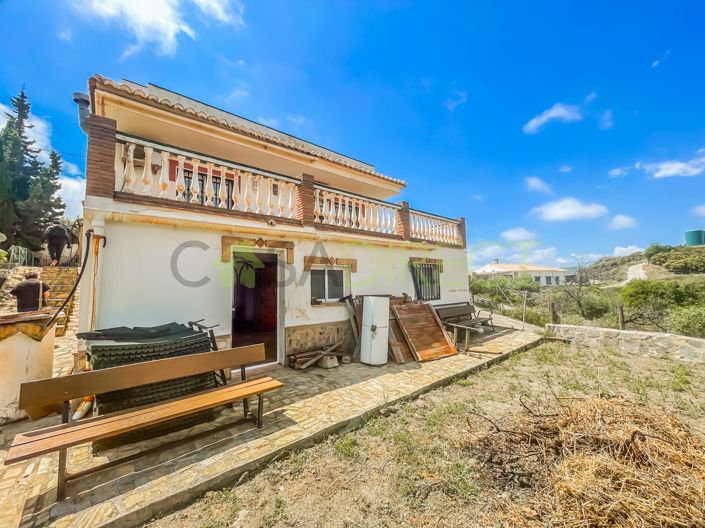 Image No.1-4 Bed Country House for sale