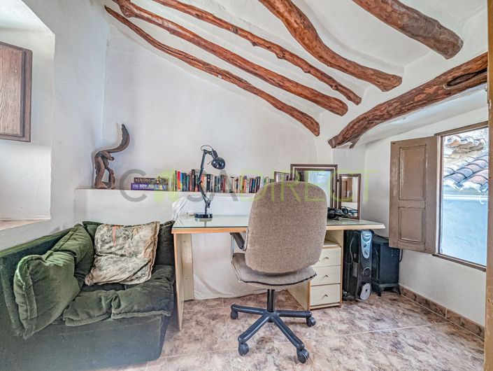 Image No.28-4 Bed Villa for sale