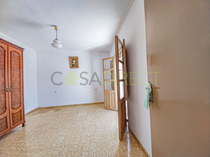 Image No.11-6 Bed Villa for sale