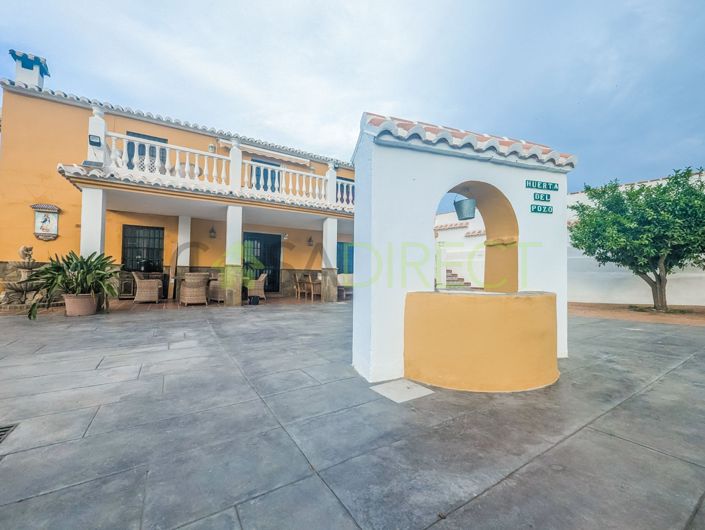 Image No.2-Villa de 5 chambres à vendre à Vélez-Málaga