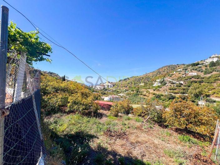 Image No.12-1 Bed Country House for sale