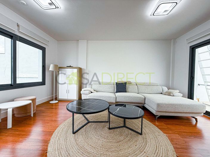 Image No.2-4 Bed Villa for sale