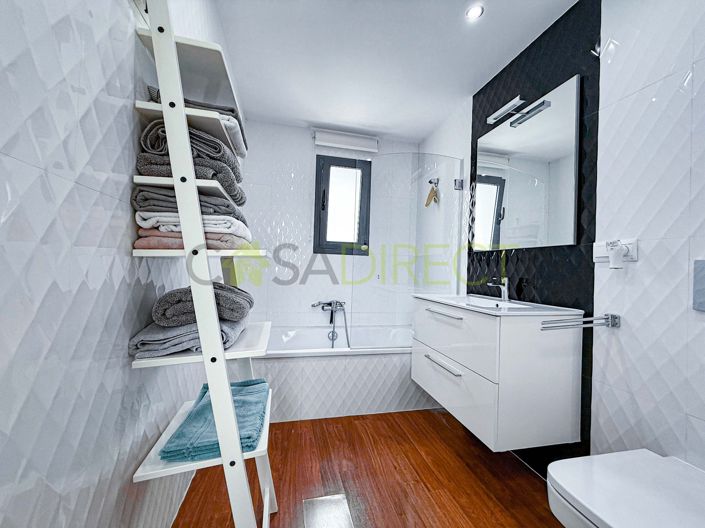 Image No.29-4 Bed Villa for sale