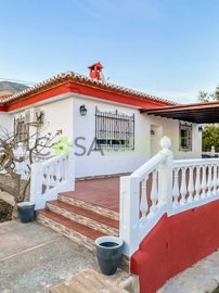 1 - Lobres, Villa