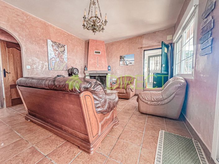 Image No.14-2 Bed Villa for sale