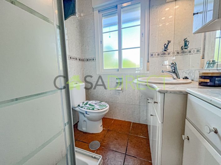 Image No.16-2 Bed Villa for sale