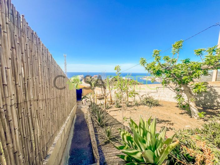 Image No.6-2 Bed Villa for sale