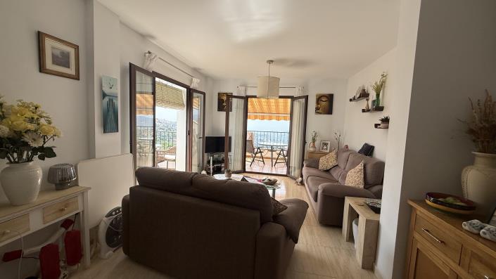 Image No.14-2 Bed Apartment for sale