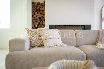 14--3-Bed-Villa-Santa-Barbara-Nexe--Living-room-decor-detail---detalhe-decoracao-sala-de-estar-