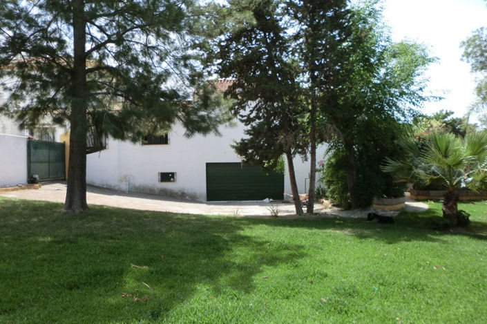Image No.1-Villa de 5 chambres à vendre à Estepona