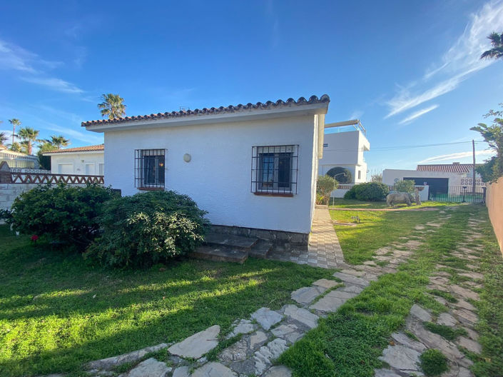 Image No.1-Villa de 2 chambres à vendre à Marbella