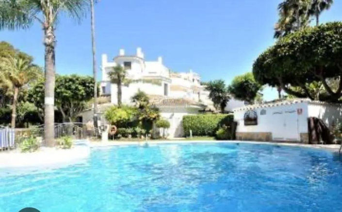 Image No.1-Appartement de 3 chambres à vendre à Elviria