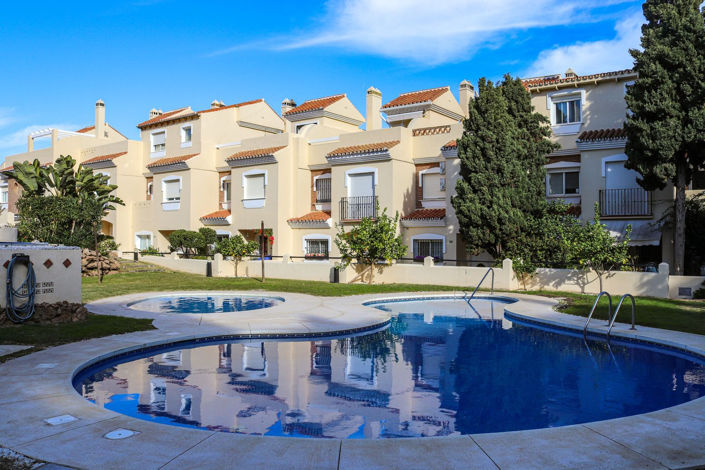 Image No.1-3 Bed Townhouse for sale