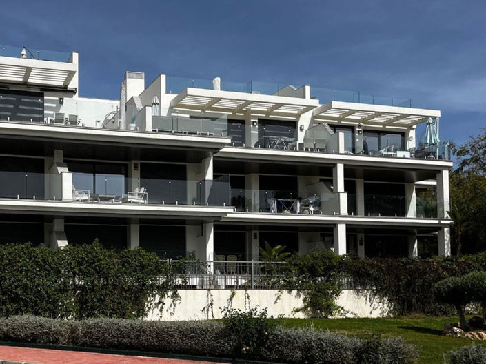 Image No.1-Appartement de 2 chambres à vendre à Estepona