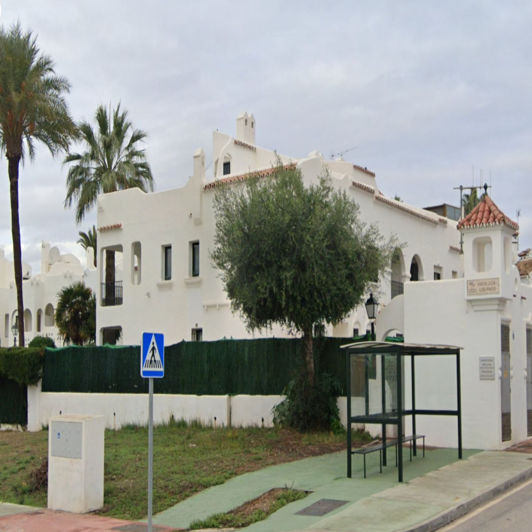 Image No.1-4 Bed Townhouse for sale
