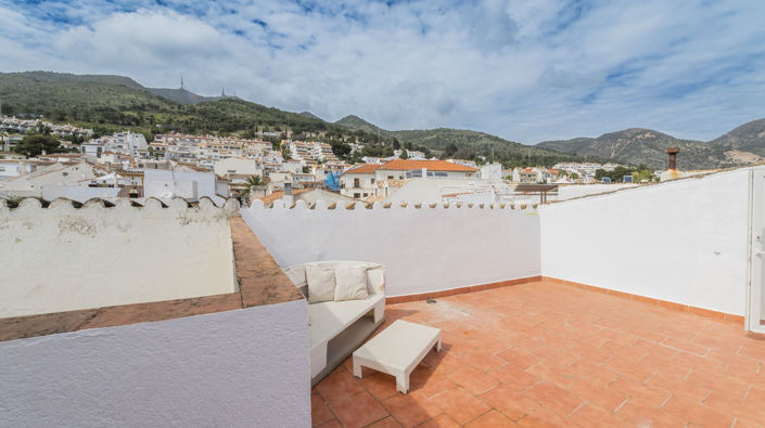 Image No.1-3 Bed Apartment for sale