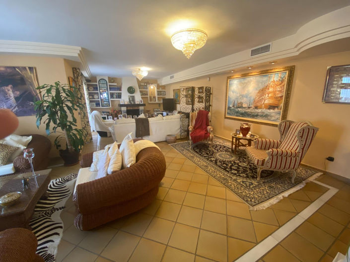 Image No.12-4 Bed Villa for sale