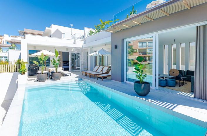 Image No.6-9 Bed Villa for sale