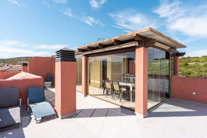 Image No.14-3 Bed Apartment for sale