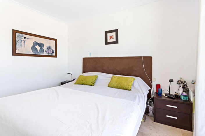 Image No.25-3 Bed Apartment for sale