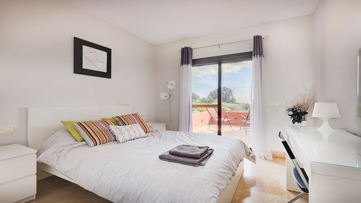 Image No.15-3 Bed Apartment for sale