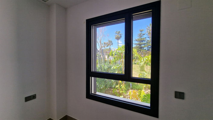 Image No.12-3 Bed Apartment for sale