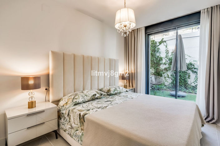 Image No.25-3 Bed Apartment for sale