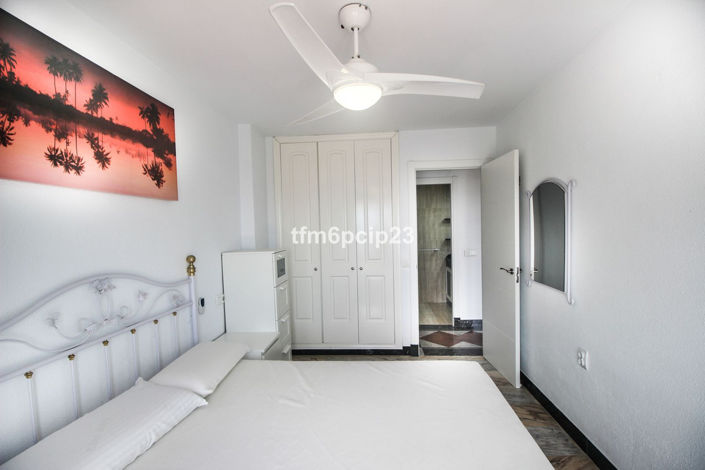 Image No.21-5 Bed Townhouse for sale