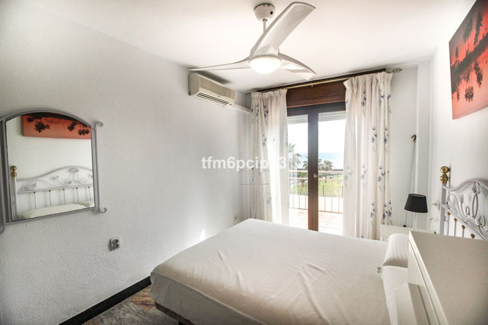 Image No.22-5 Bed Townhouse for sale