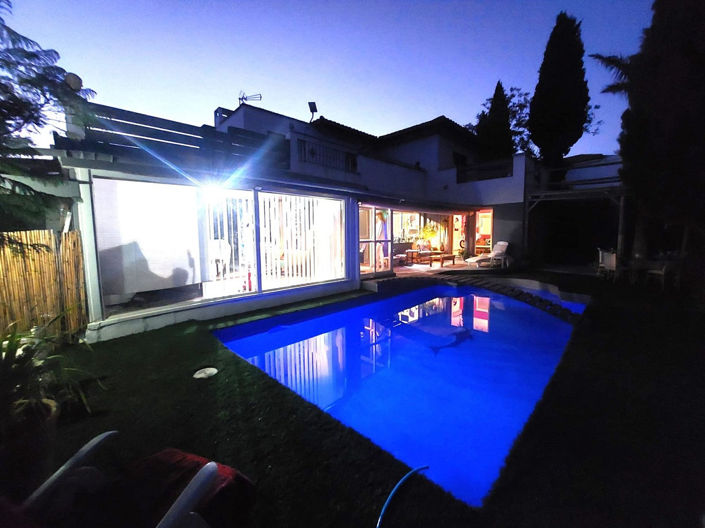 Image No.8-Villa de 5 chambres à vendre à Estepona