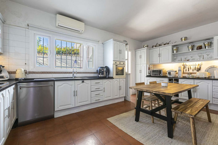 Image No.12-4 Bed Villa for sale