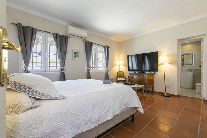 Image No.17-4 Bed Villa for sale